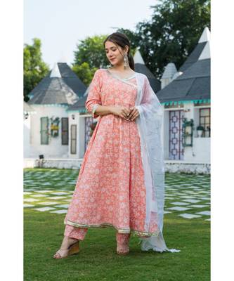 The Elegant Peach Print Kurta set with Dupatta is a pleasant combination to enhance your closet 1