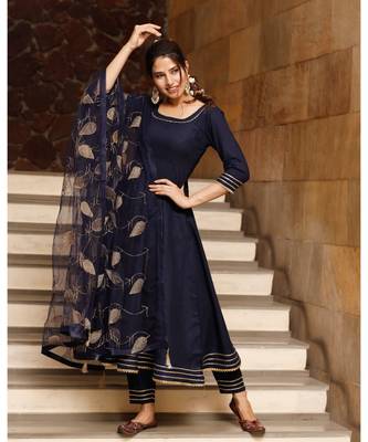Blue solid gold kurta set with embroidered dupatta 3