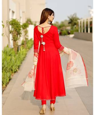 Scarlett Red Flared Kurta set with hand pant floral Organza dupatta 3
