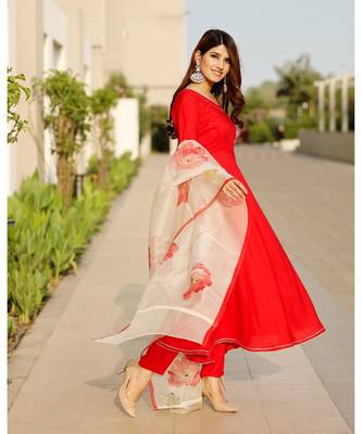 Scarlett Red Flared Kurta set with hand pant floral Organza dupatta 1