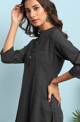 Black woven cotton ethnic kurtis 5
