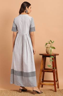 Janasya White woven cotton party wear kurtis 4