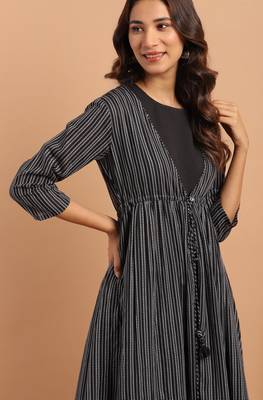 Janasya Black woven cotton salwar 4