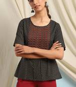 Janasya Black printed cotton cotton tops