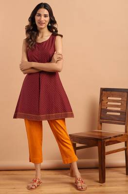 Maroon printed cotton cotton tops 2