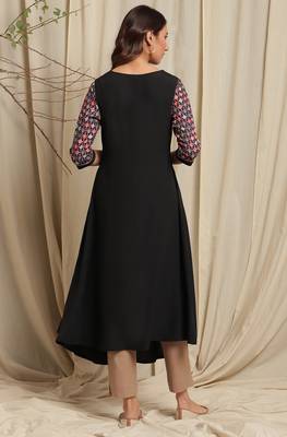 Black printed crepe ethnic kurtis 4