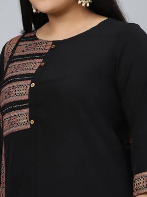 Black printed crepe kurtas-and-kurtis 4