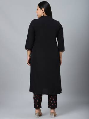 Black printed crepe kurtas-and-kurtis 3