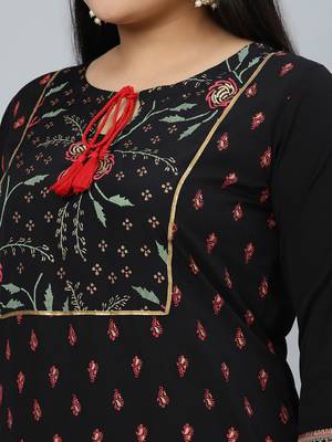 Black printed crepe kurtas-and-kurtis 4