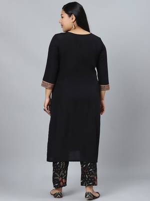 Black printed crepe kurtas-and-kurtis 3