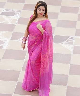 pink printed bandhej chiffon saree with blouse 5
