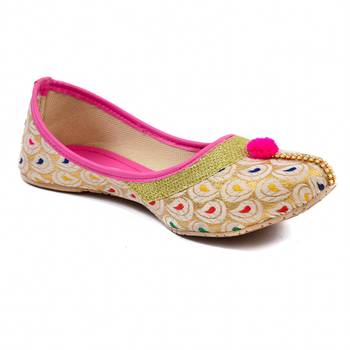 Cotton Punjabi Jutti For Women 3