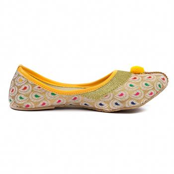 Cotton Punjabi Jutti For Women 2