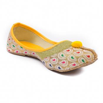 Cotton Punjabi Jutti For Women 3