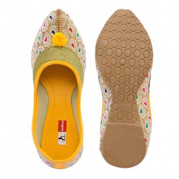 Cotton Punjabi Jutti For Women 5