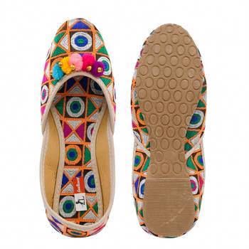 Cotton Punjabi Jutti For Women 5