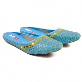 Cotton Punjabi Jutti For Women 4