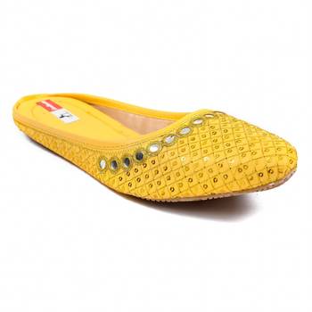 Cotton Punjabi Jutti For Women 2