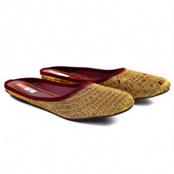 Cotton Punjabi Jutti For Women 1