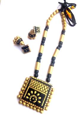 Handmade Gold/Black terracotta-necklace set 3