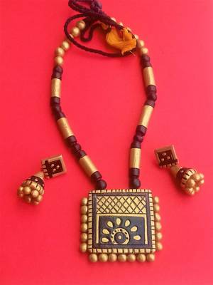 Handmade Gold/Black terracotta-necklace set 4