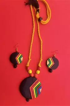 RozMili Handmade Black terracotta-jewelry pendant set