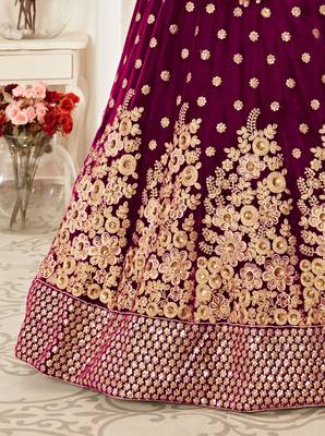 Purple Zari Sequins And Thread Embroidered Velvet Lehenga Choli For Dulhan 5