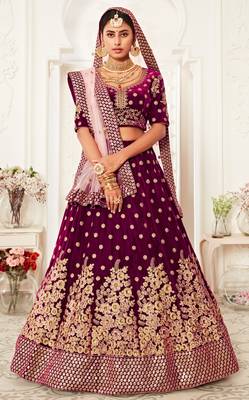 Purple Zari Sequins And Thread Embroidered Velvet Lehenga Choli For Dulhan 6