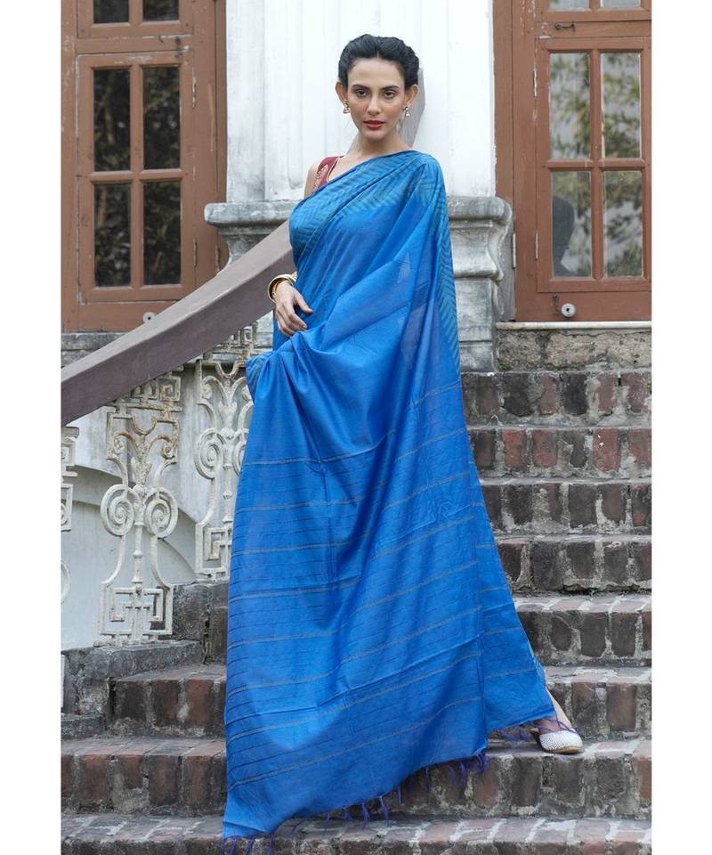 blue Cotton Blended Saree with Blouse Piece