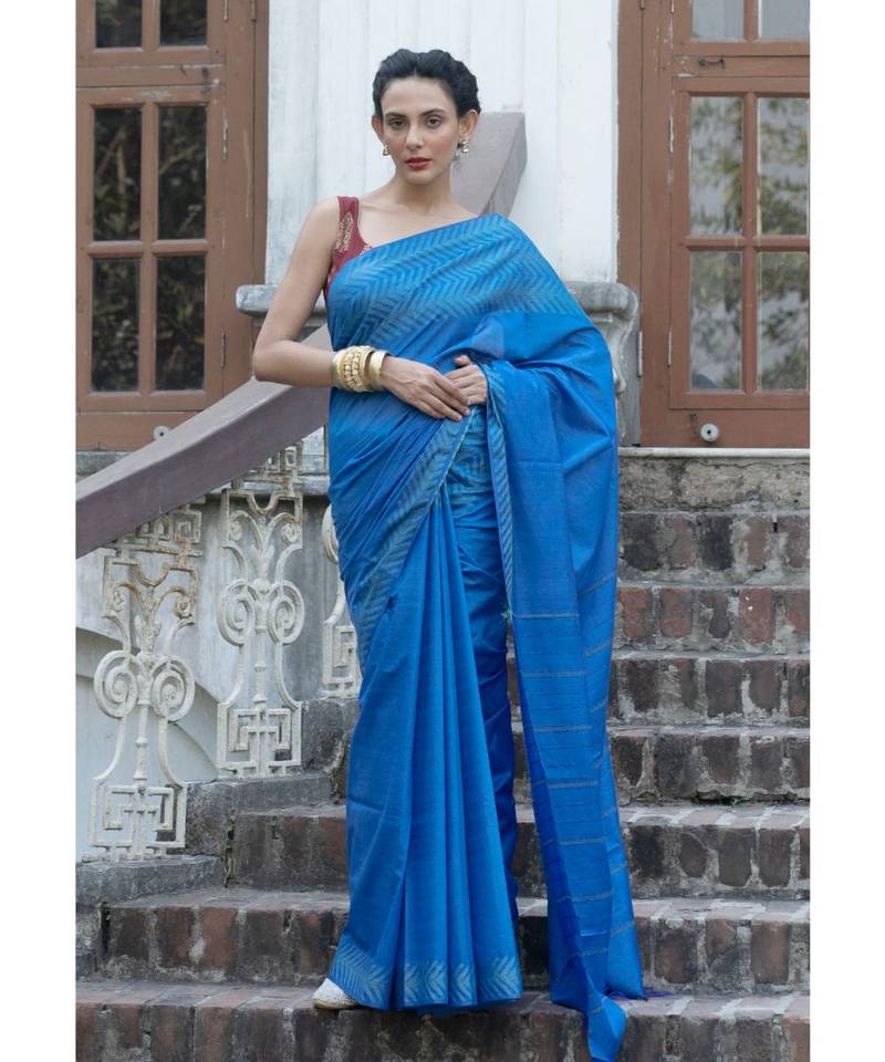 blue Cotton Blended Saree with Blouse Piece
