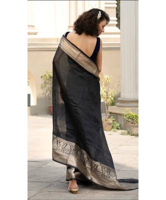 black Banarsi Linen Saree with blouse piece 4