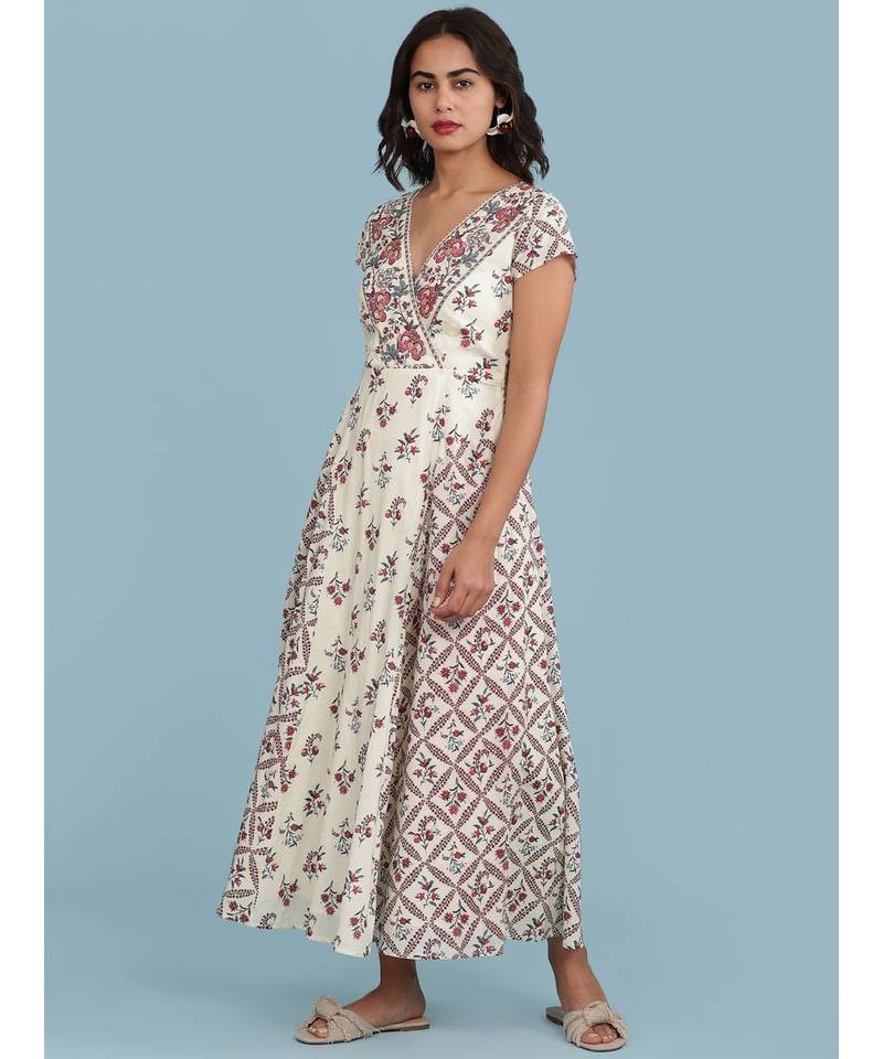 Off White Floral Print Maxi Dress