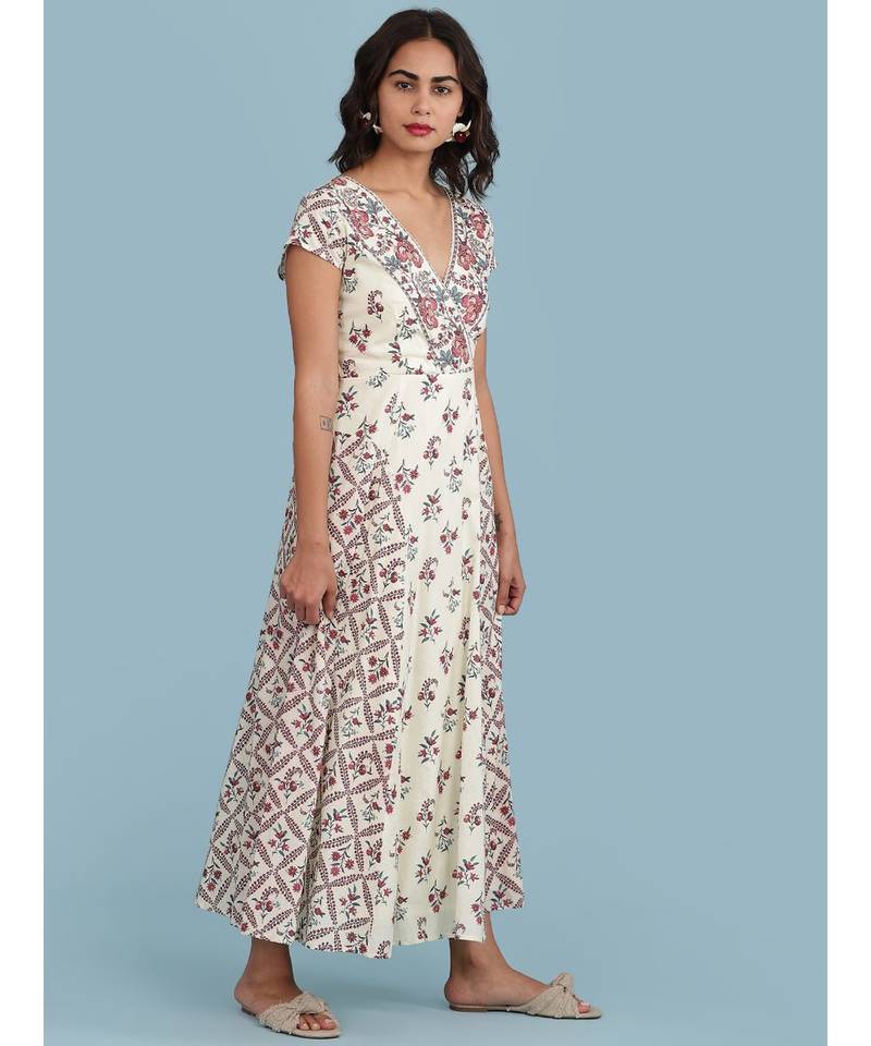 Off White Floral Print Maxi Dress