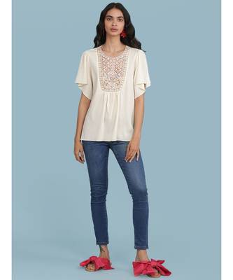 Round Embroidered Neck Short Sleeve Top 1