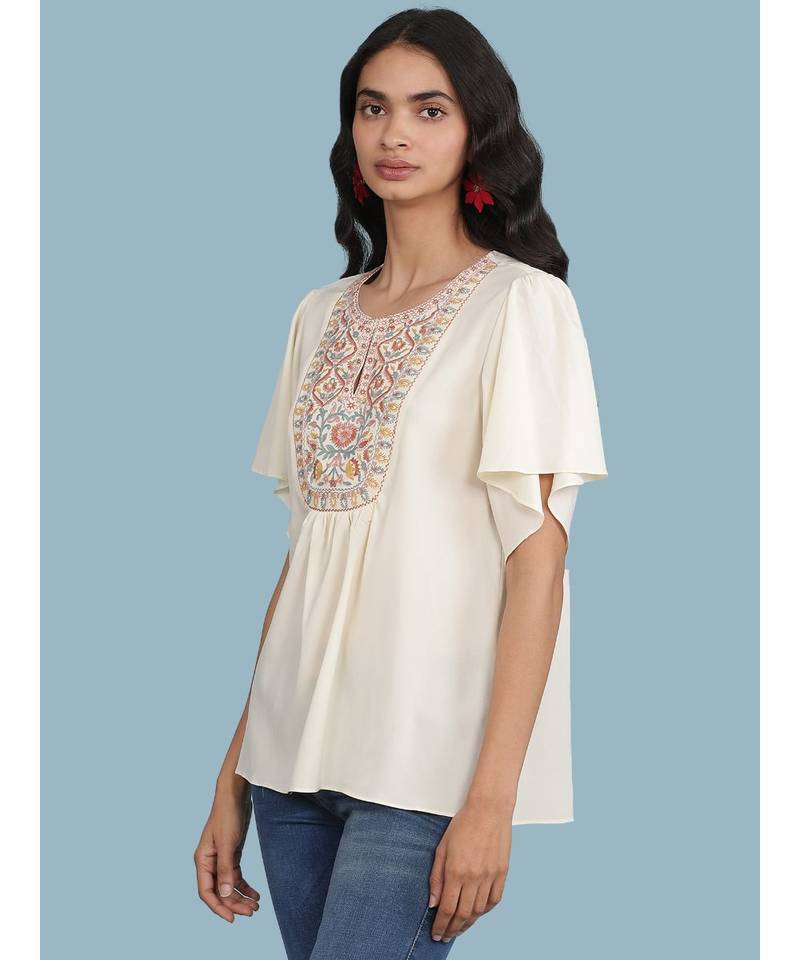 Round Embroidered Neck Short Sleeve Top