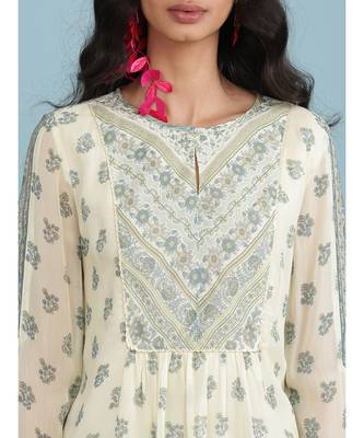 Ecru Floral Print 3/4 Sleeve Top 6