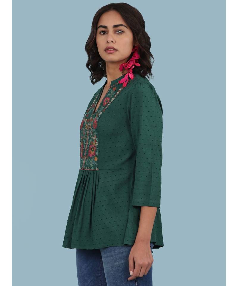 Green Embroidered 3/4 Sleeve Top