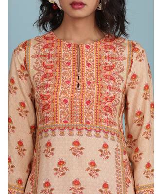 Peach Floral Print 3/4 Sleeve Kurta 5