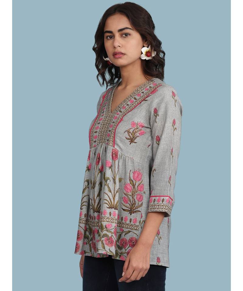 Grey Floral Print Cotton 3/4 Sleeve Kurti