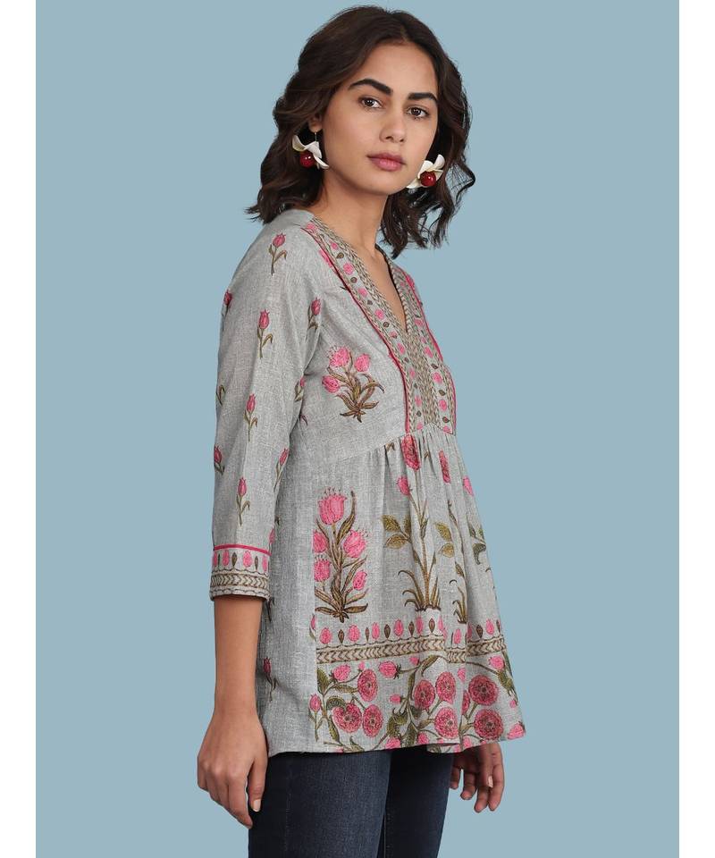 Grey Floral Print Cotton 3/4 Sleeve Kurti