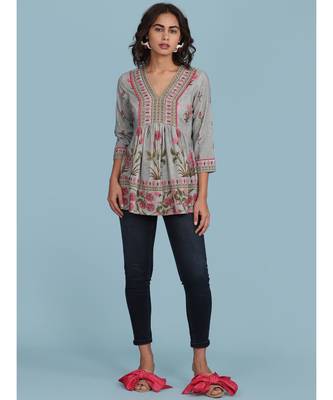Grey Floral Print Cotton 3/4 Sleeve Kurti 5