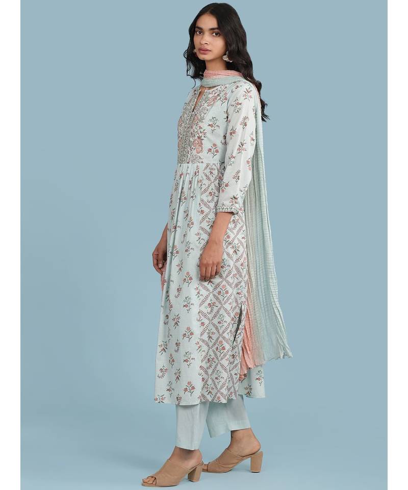 Powder Green Floral Print Kurta With Pant And Dupatta