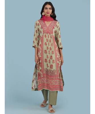 Green Floral Print Kurta With Bottom And Dupatta 1