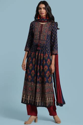 Navy Blue Floral Print Kurta With Pant And Dupatta
