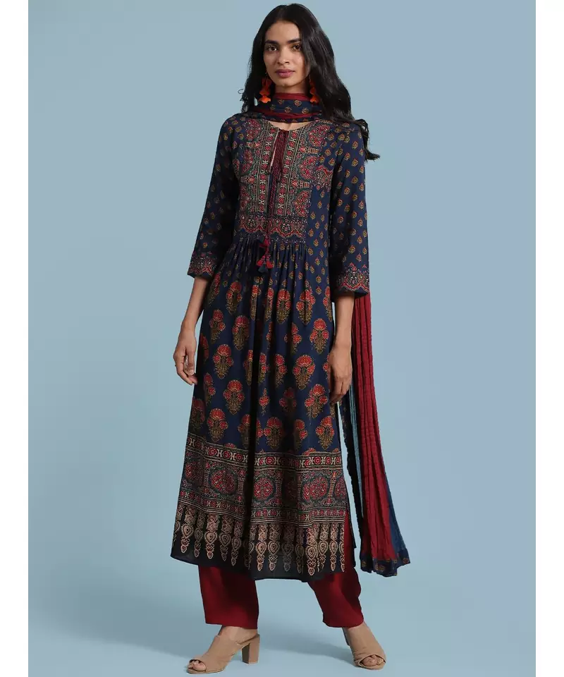 Navy Blue Floral Print Kurta With Pant And Dupatta