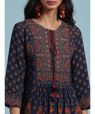 Navy Blue Floral Print Kurta With Pant And Dupatta 5