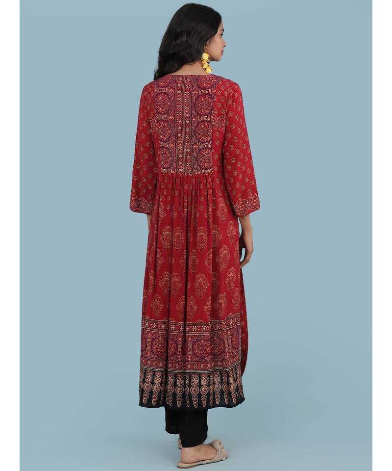 Red Floral Print Kruta With Pant And Dupatta