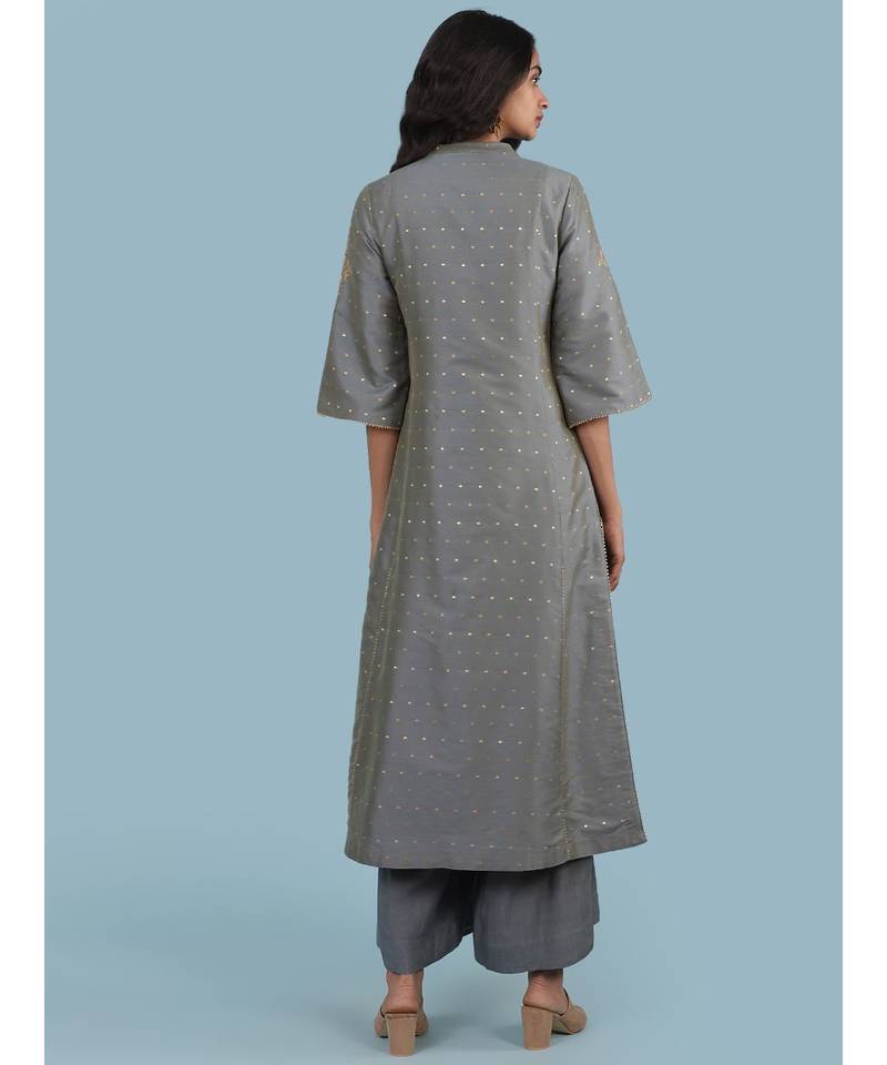 Band Collar 3/4 Sleeve Embroidered Kurta With Pants