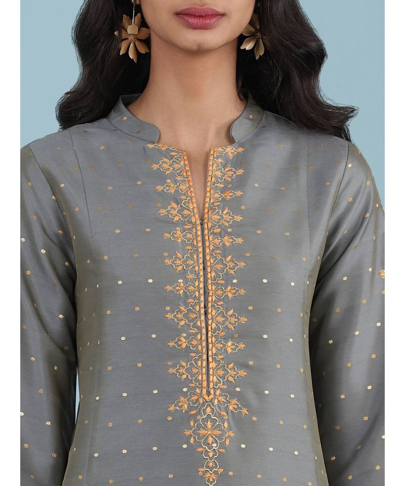 Band Collar 3/4 Sleeve Embroidered Kurta With Pants