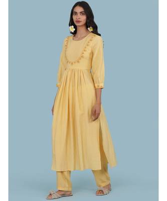 Yellow Round Neck 3/4 Sleeve Embroidered Kurta With Pant 2